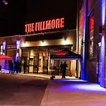 5 Mins To Fillmore! Queen Bed, Rooftop, Northernlibs!
