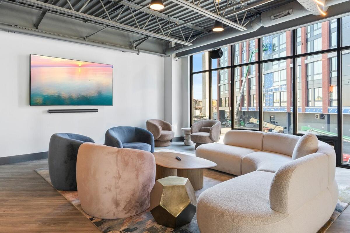5 Mins To Fillmore! Queen Bed, Rooftop, Northernlibs! Apartment *