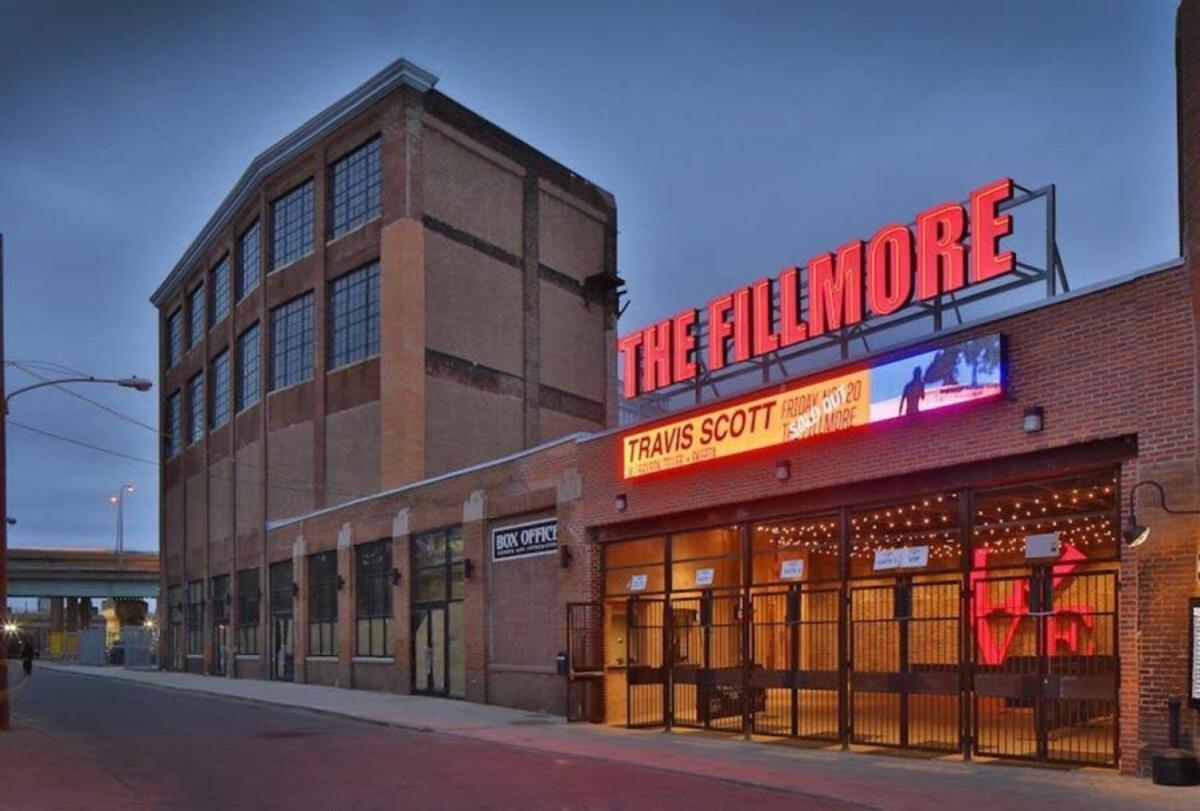 Apartment 5 Mins To Fillmore! Queen Bed, Rooftop, Northernlibs! Philadelphia