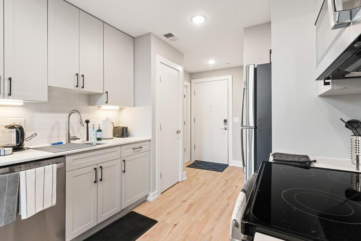 Apartment 5 Mins To Fillmore! Queen Bed, Rooftop, Northernlibs! *